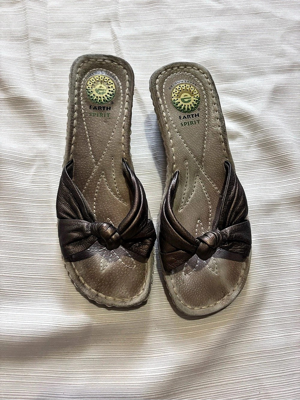 Earth Spirit Brown Leather Wedge Sandals US 81/2